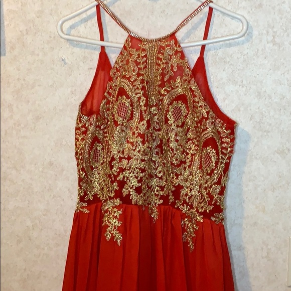 Red and gold long dress - Picture 2 of 12